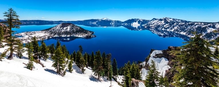 Allianz - Crater Lake in Winter